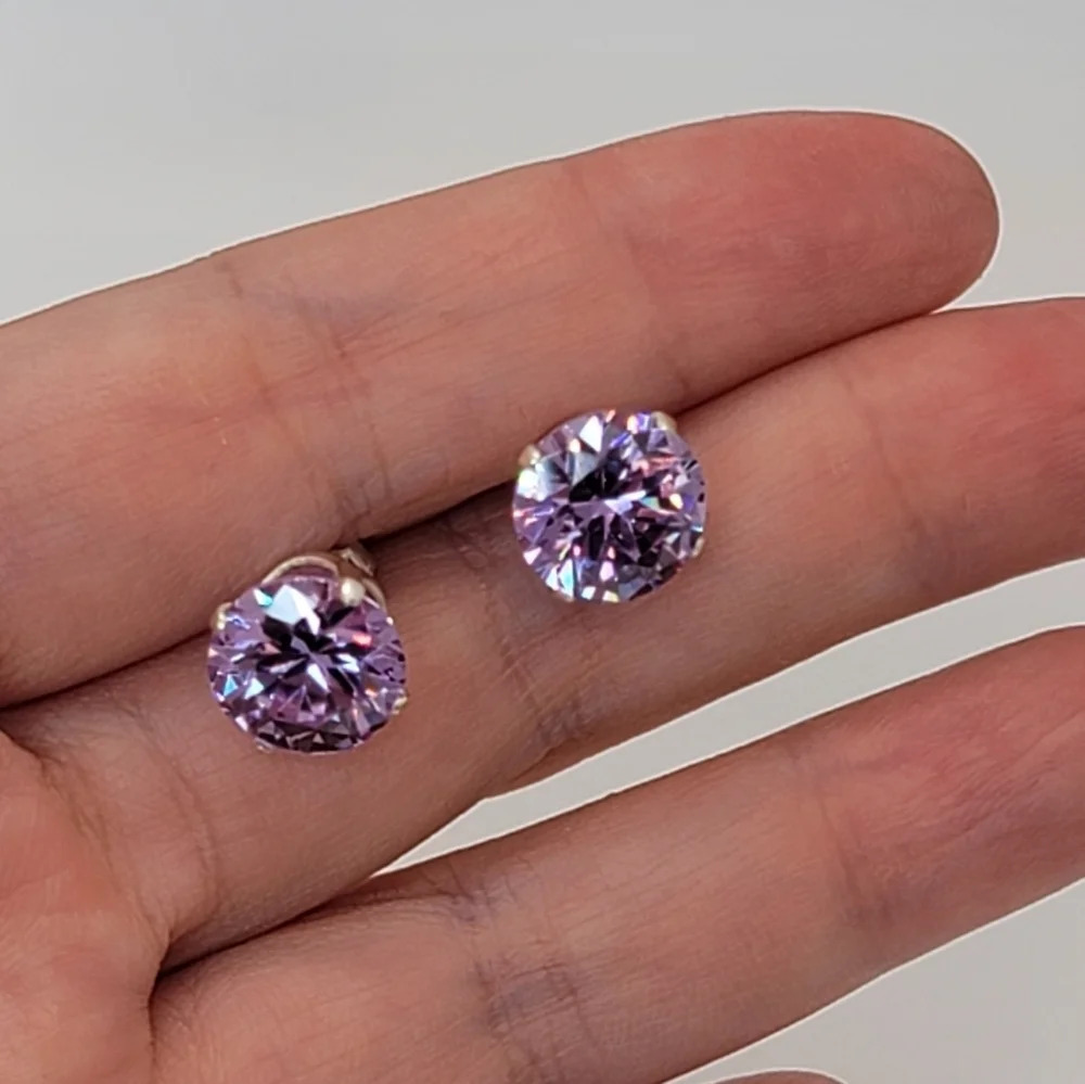 New 925 Sterling Silver Lavender CZ stud earrings